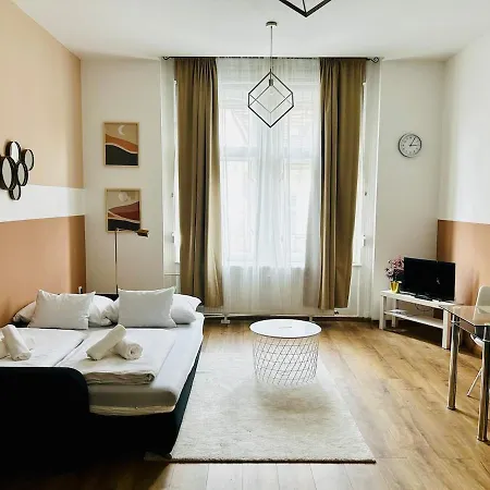 Franci Apartment